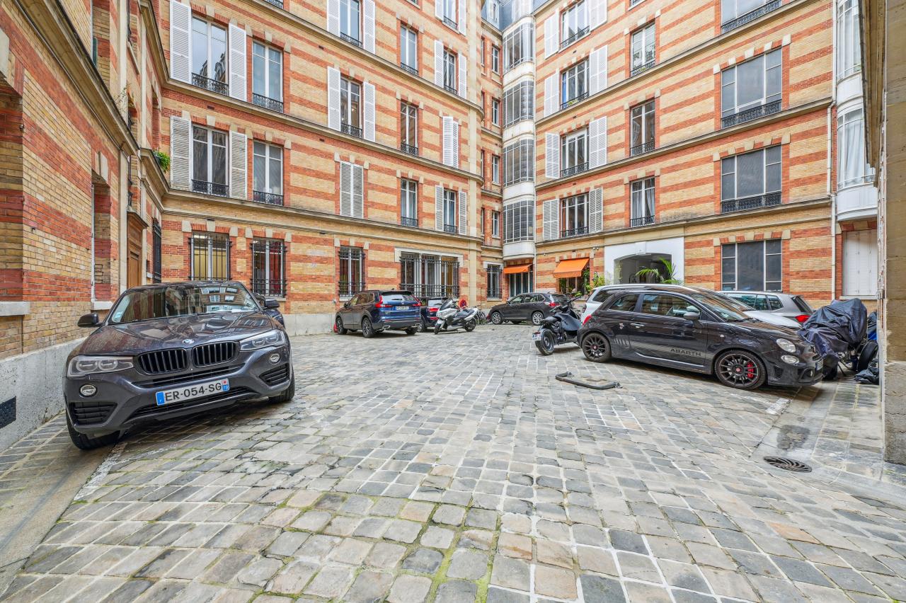 Bureau Paris 330m² Location bureau Paris OLBUR2426182 6